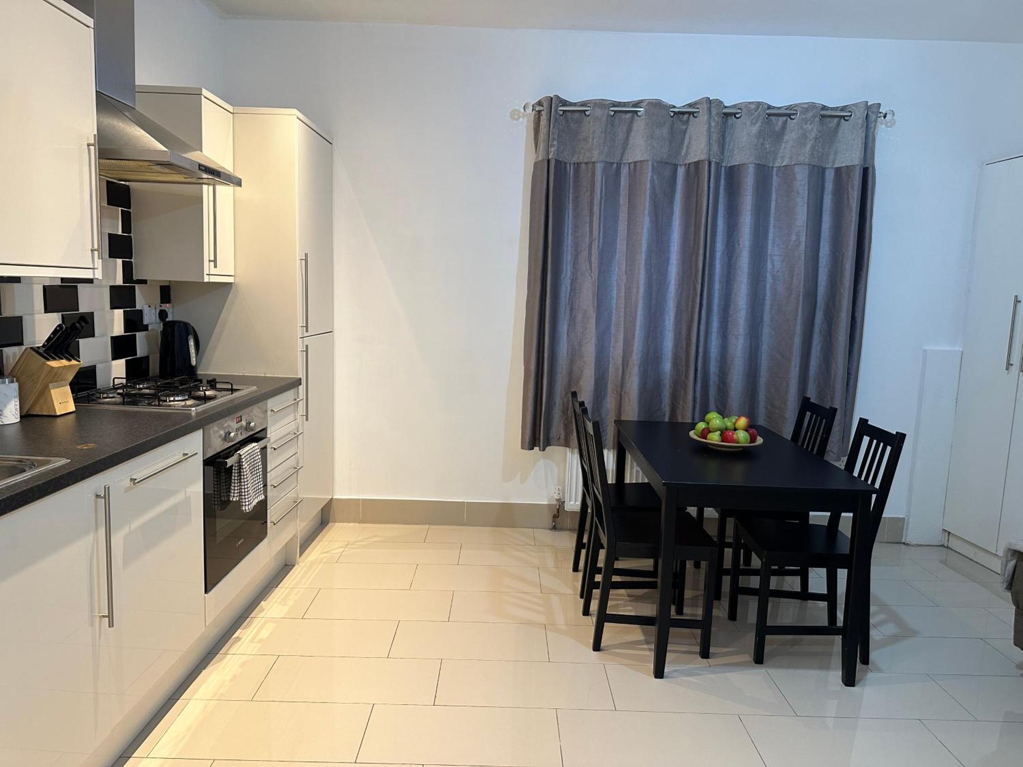 Westferry Otel Londra Dış mekan fotoğraf