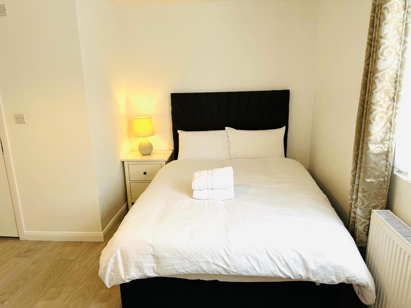 Westferry Otel Londra Dış mekan fotoğraf