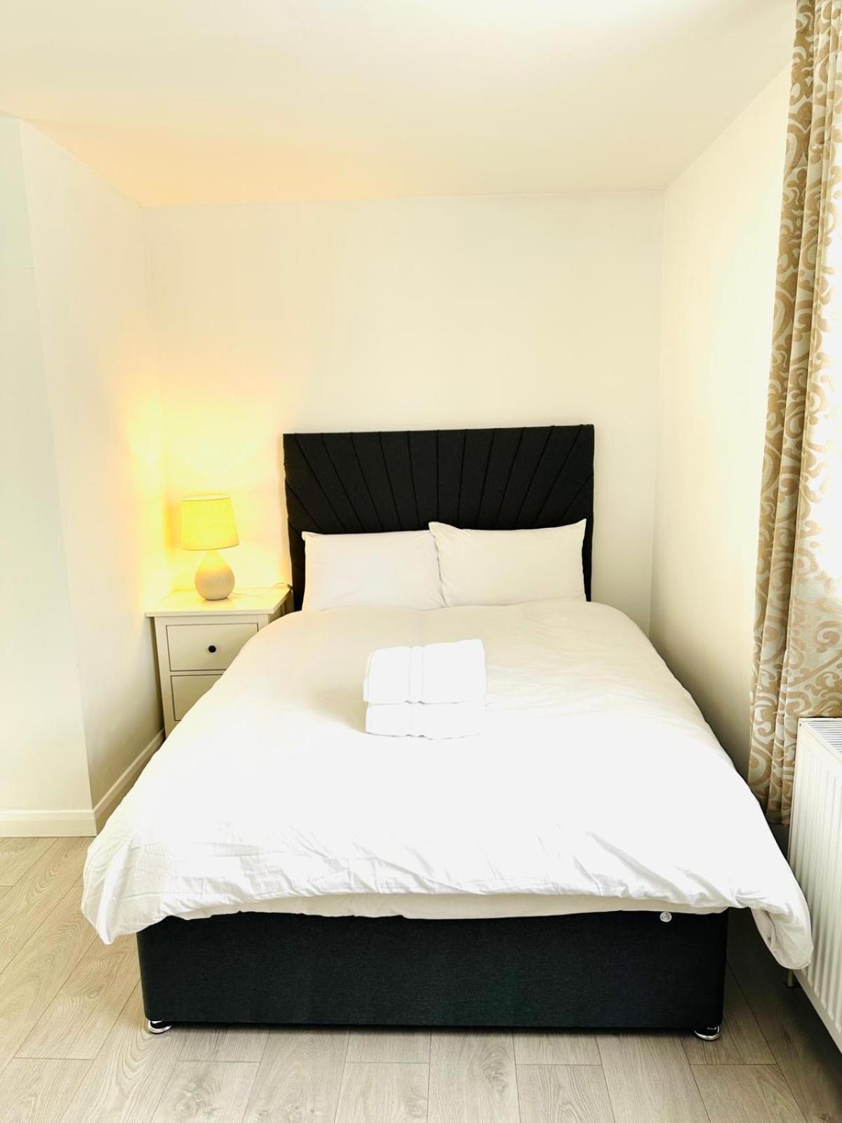 Westferry Otel Londra Dış mekan fotoğraf