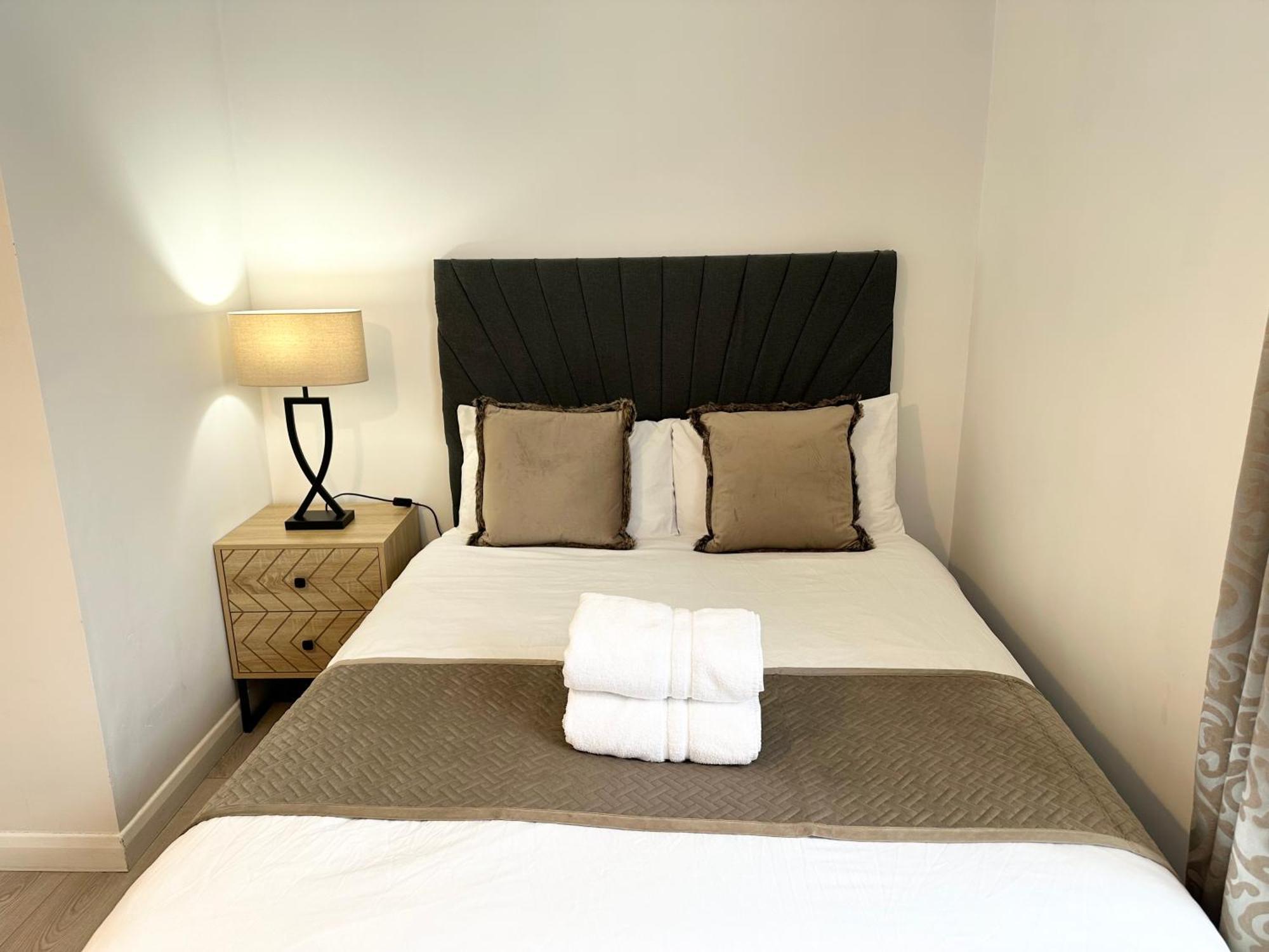Westferry Otel Londra Dış mekan fotoğraf
