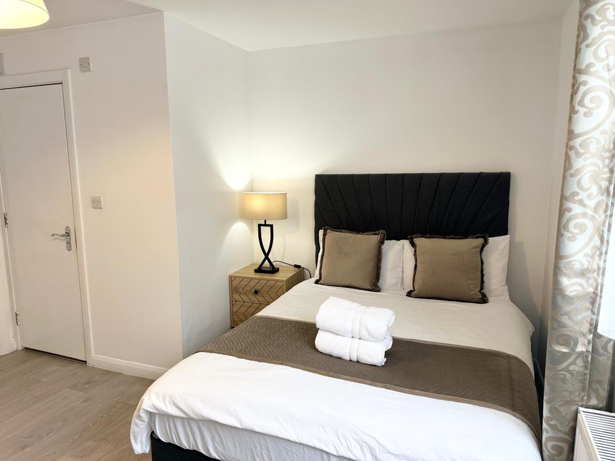 Westferry Otel Londra Dış mekan fotoğraf