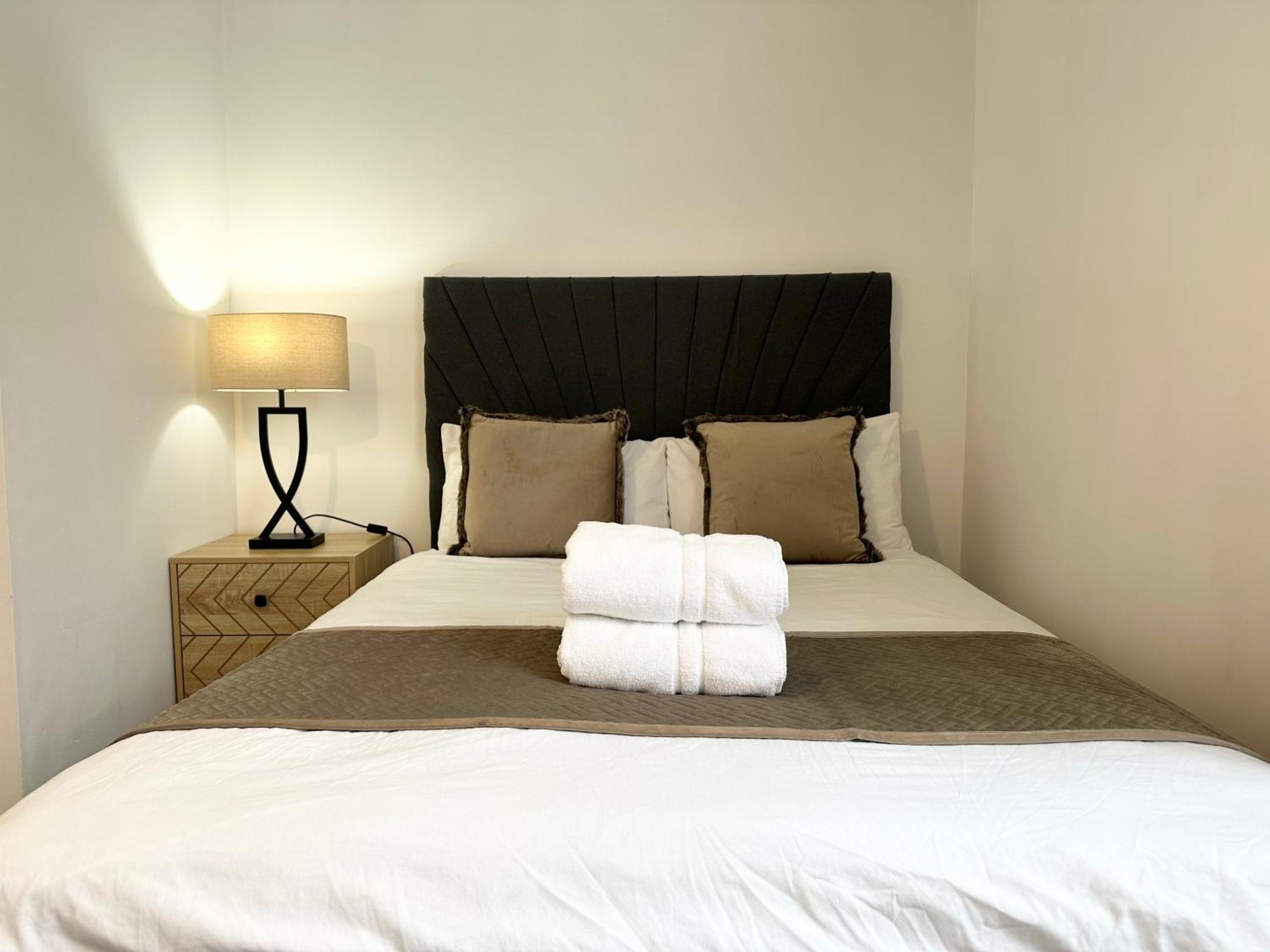 Westferry Otel Londra Dış mekan fotoğraf