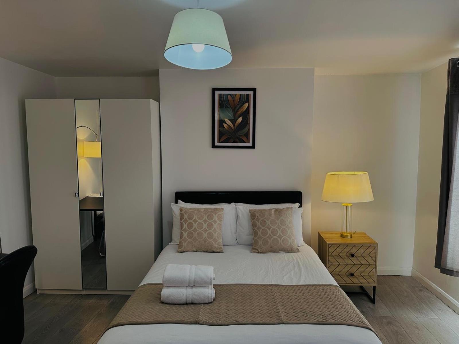 Westferry Otel Londra Dış mekan fotoğraf